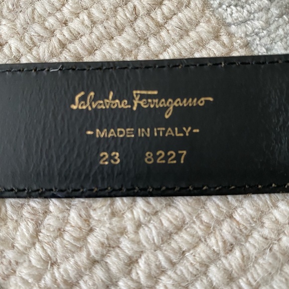 Salvatore Ferragamo Authentic Leather Belt - Picture 4 of 6